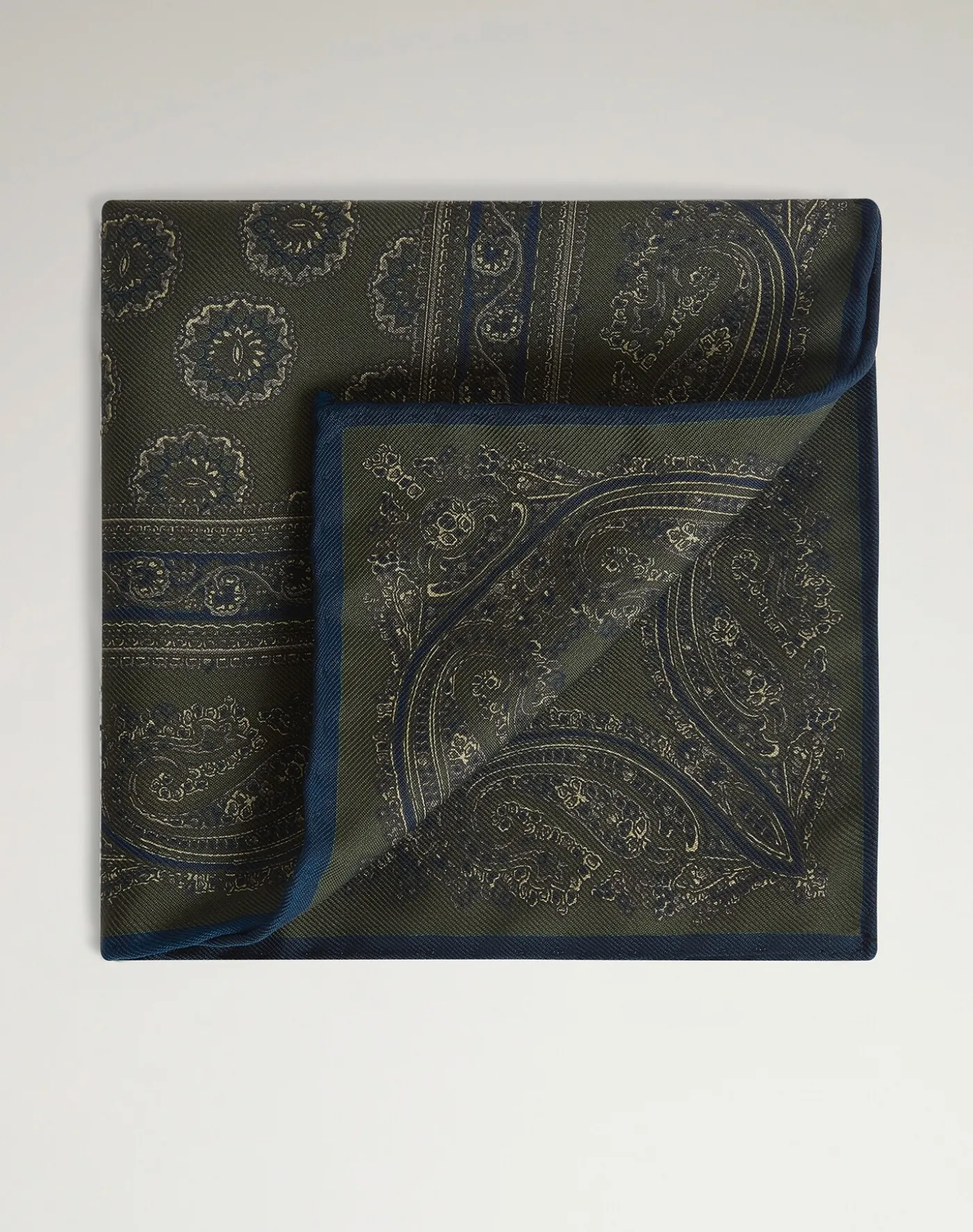 Silk Circular Medallion Printed Pocket Square