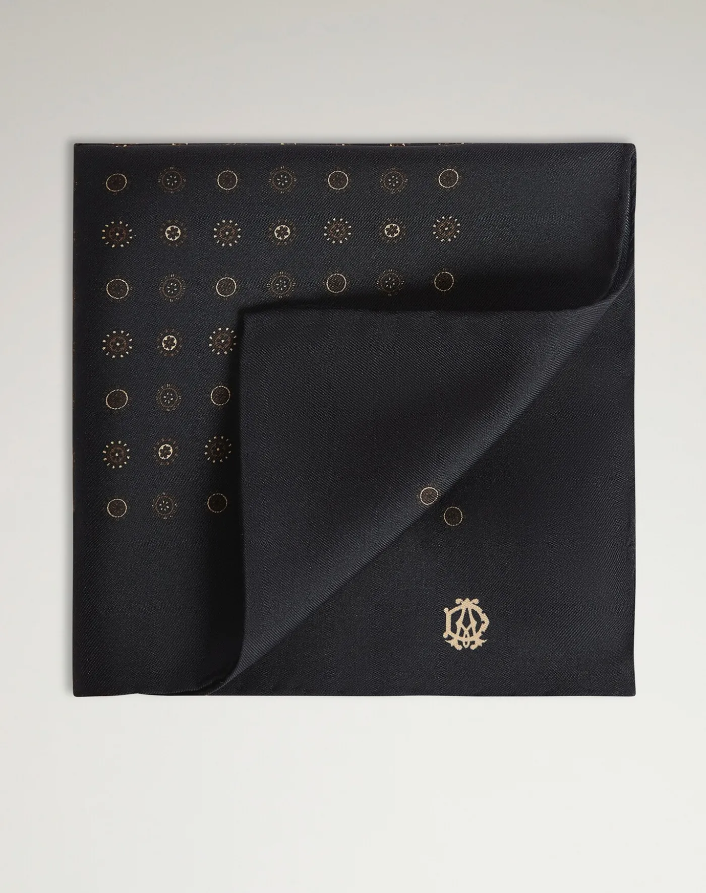 Silk Circular Neats Pocket Square