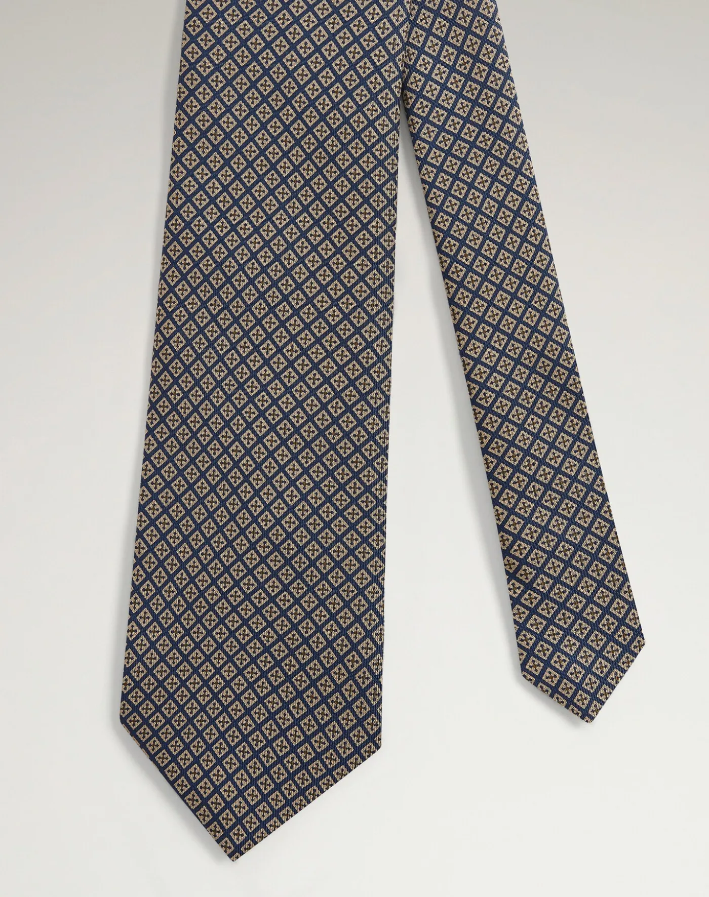 Silk Micro Diamond Neats Screen Printed Tie